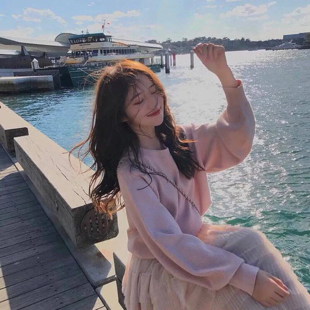 彗星路西法 海报